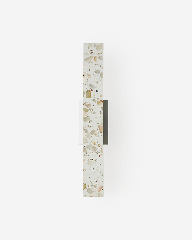 Applique murale Ipapo – terrazzo véritable et métal de précision – Lumsky