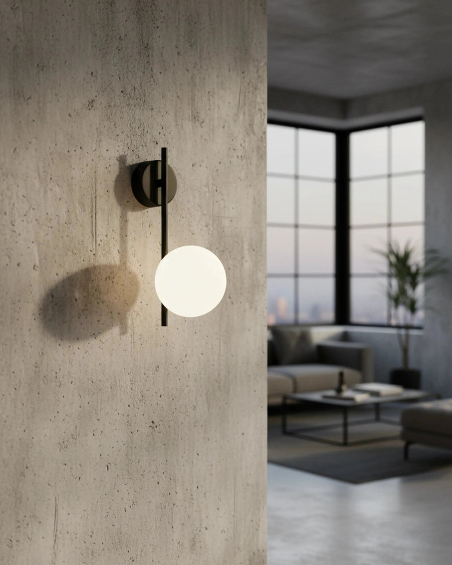 Ipepa Wall Light – gold or black – Lumsky