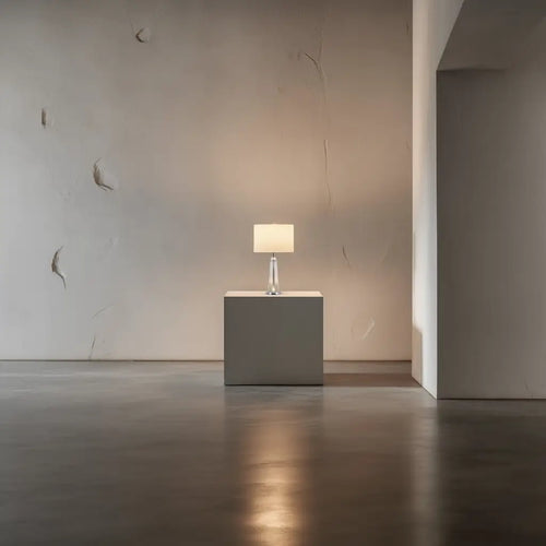 CristalLamp | Élégante Lampe de Table Moderne en Métal et Cristal Lumsky