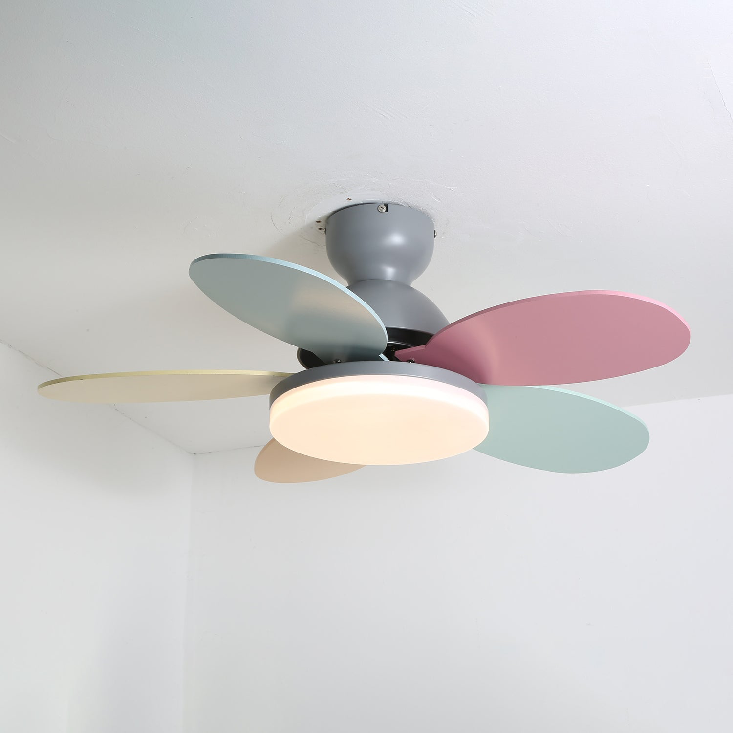 Ventilateur Plafond Design Sculptural avec Éclairage LED Doux | Ambiance Chaleureuse pour Intérieur 2