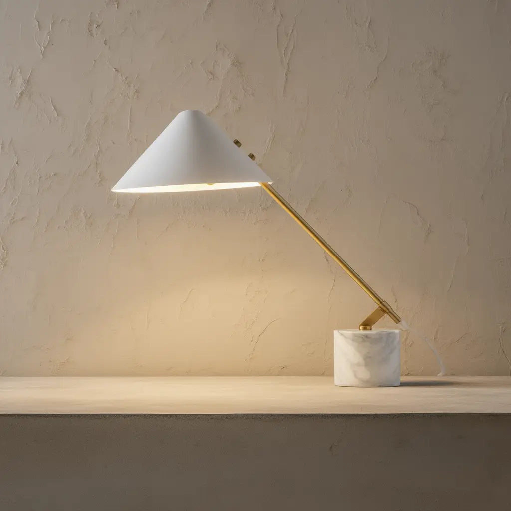 LampMarbre | Élégante Lampe de Table en Métal et Marbre Design Moderne Lumsky