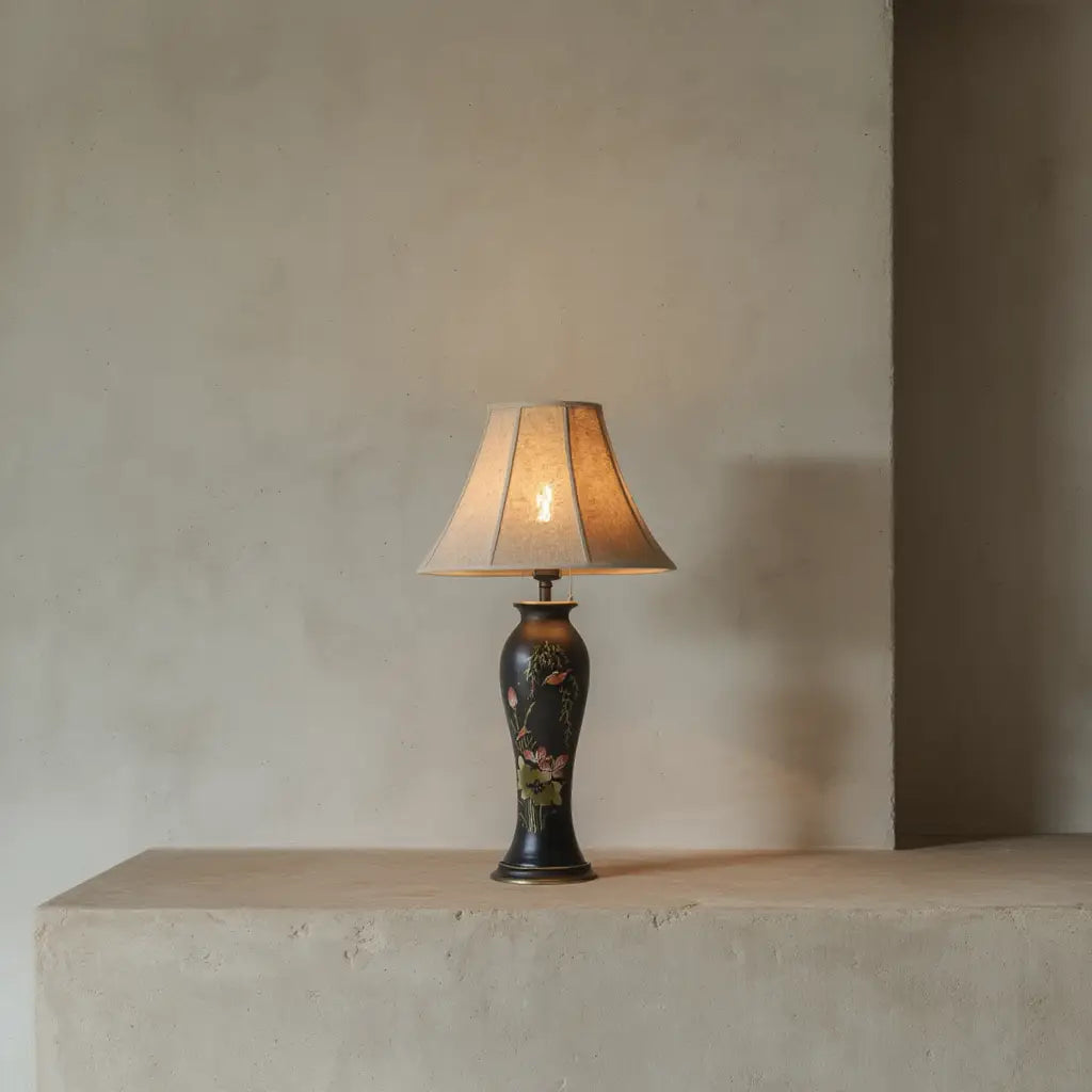 LotusGlow | Élégante Lampe de Table Sculpturale en Céramique Design Lumsky
