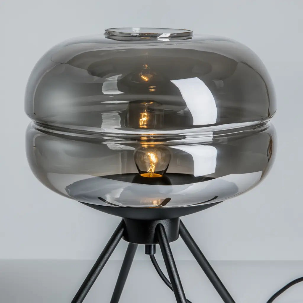 VerreFumé | Élégante Lampe de Table Moderne en Verre Fumé et Métal Lumsky