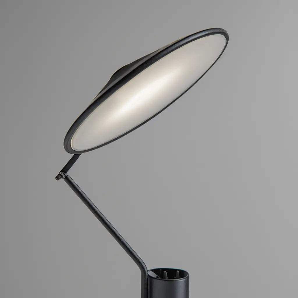 Luminara | Élégant Lampadaire Trépied LED Moderne Lumsky