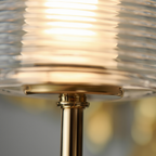 Lunaris | Lampe de Table en Métal avec Finition Élégante | Éclairage Ambiant pour Intérieur Contemporain 4