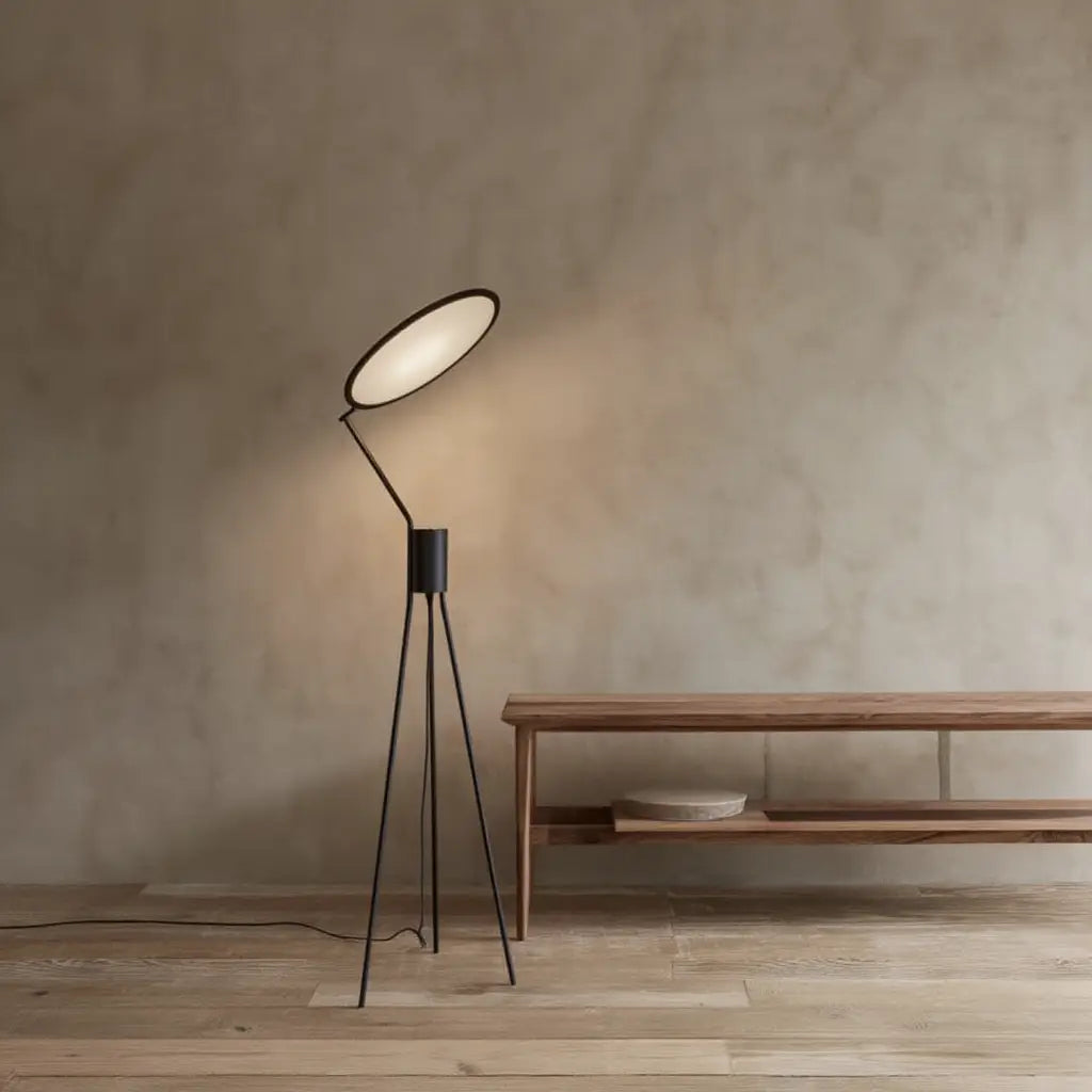 Luminara | Élégant Lampadaire Trépied LED Moderne Lumsky
