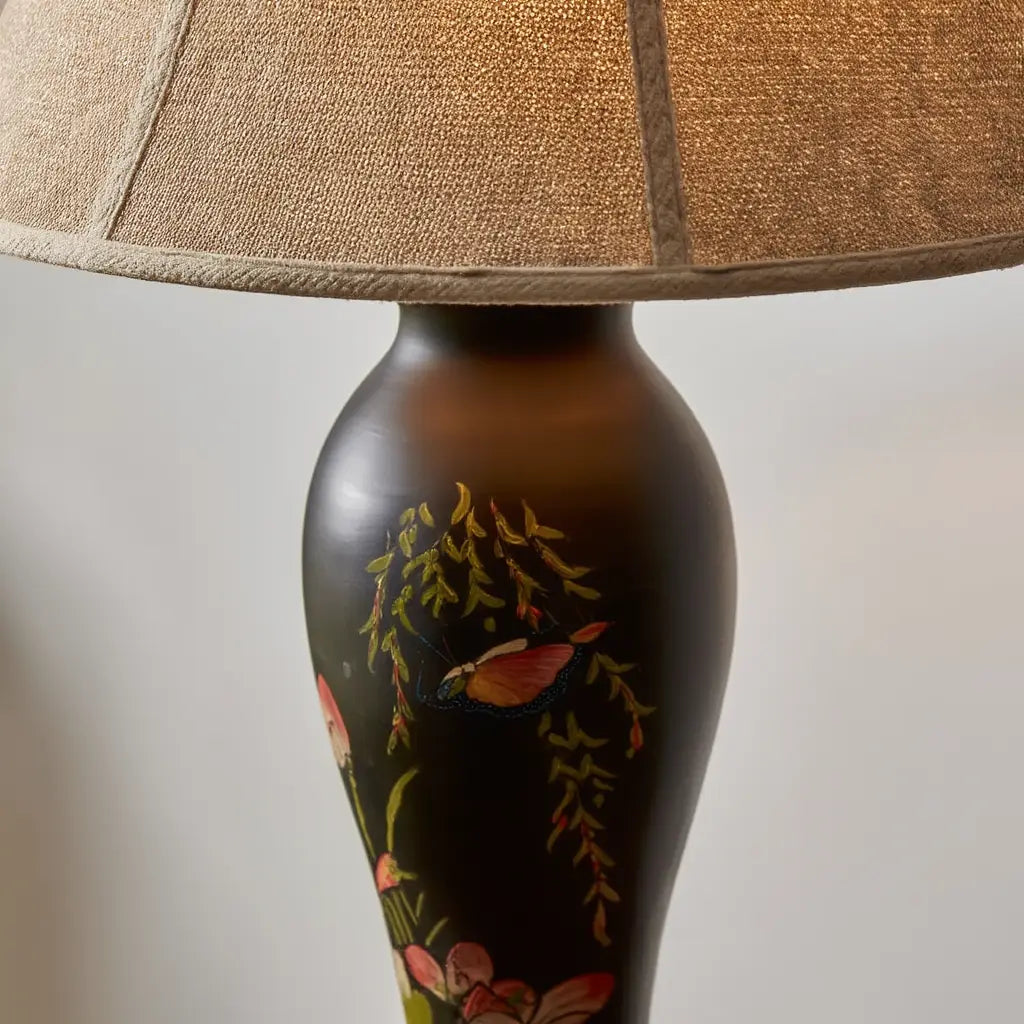 LotusGlow | Élégante Lampe de Table Sculpturale en Céramique Design Lumsky
